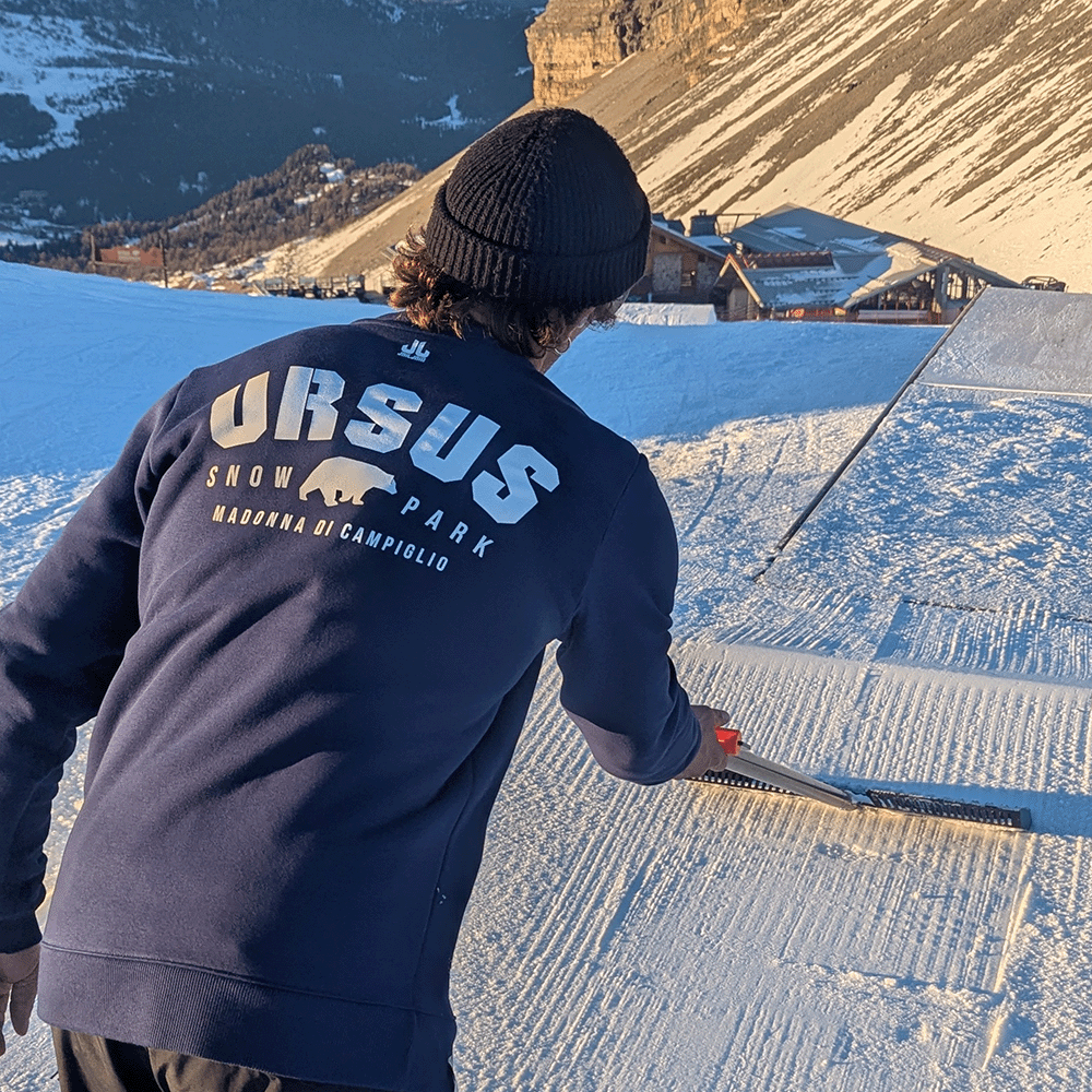 UrsusSnowpark_sweatshirt_blue